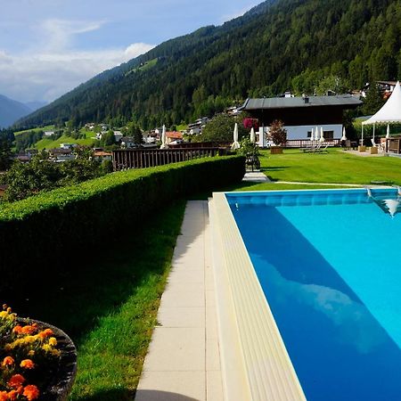 Hotel Habicht Fulpmes Exterior foto